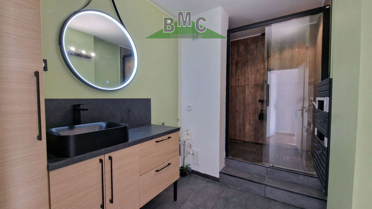 Appartement à LE PLESSIS-BOUCHARD