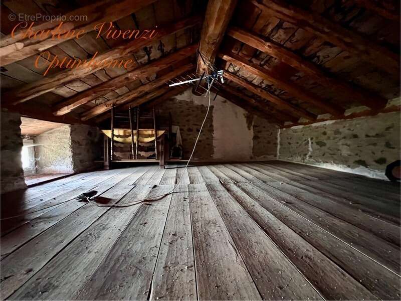 Maison à ANGOUSTRINE-VILLENEUVE-DES-ESCALDES