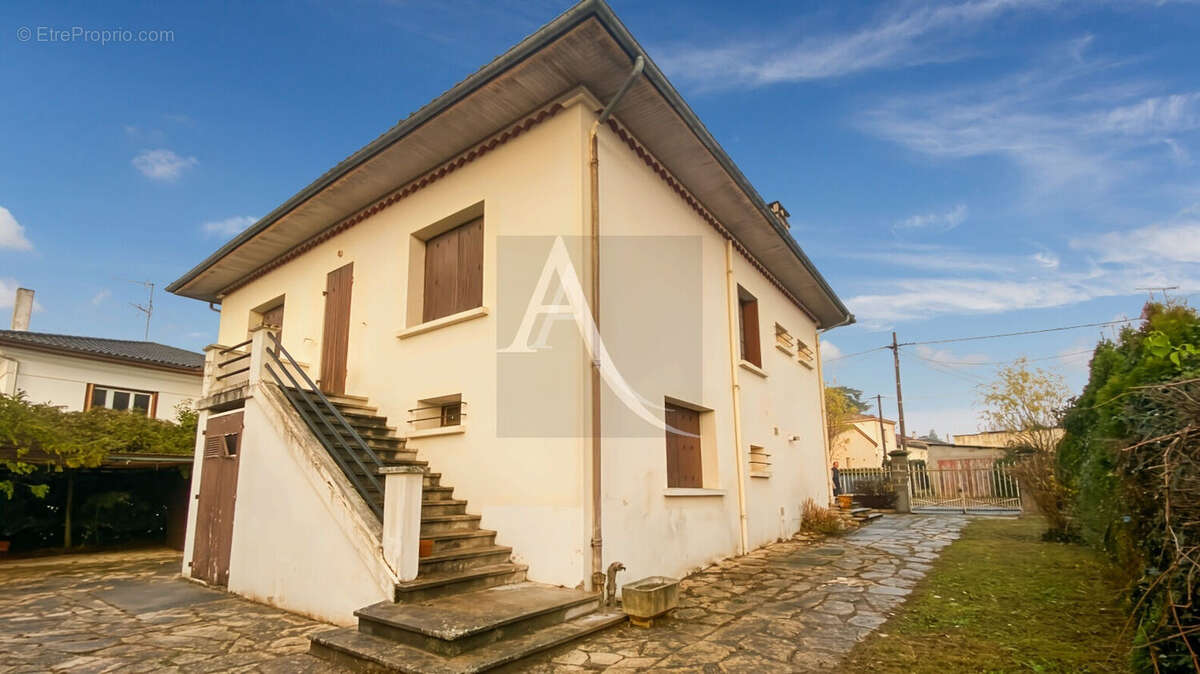 Maison à MONSEMPRON-LIBOS