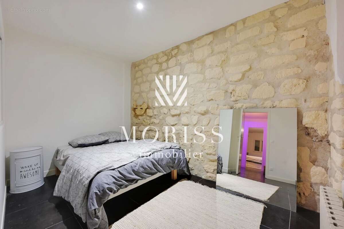 Appartement à PARIS-18E