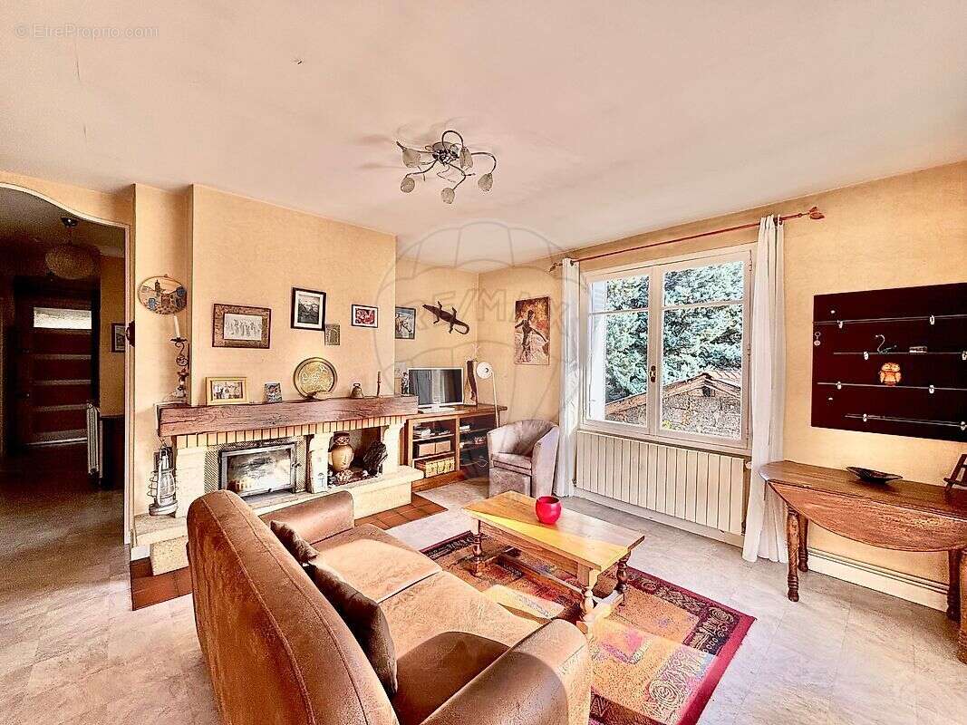 Maison à VILLEFRANCHE-SUR-SAONE