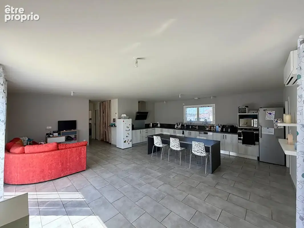 Maison récente de plain-pied 5 pièces 105 m², proche Salies de Béarn - photo 2