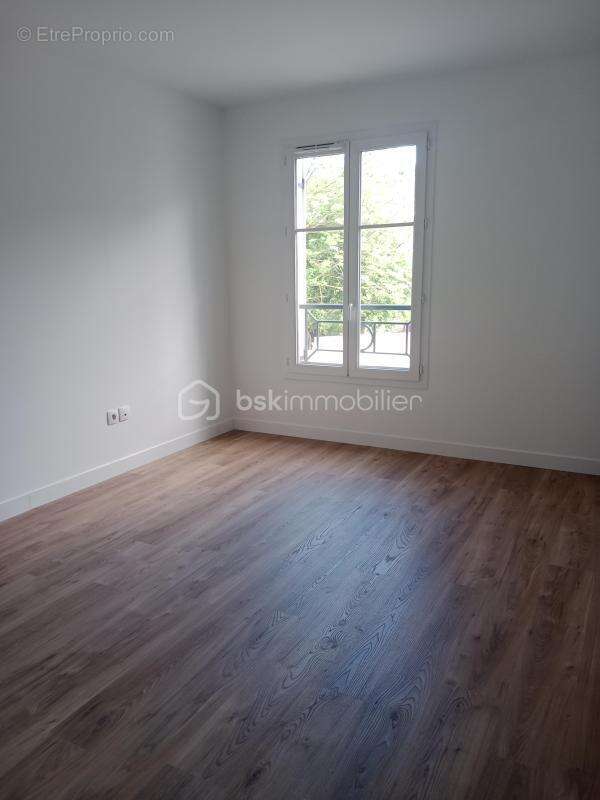 Appartement 57 m² à Crosne  - photo 9