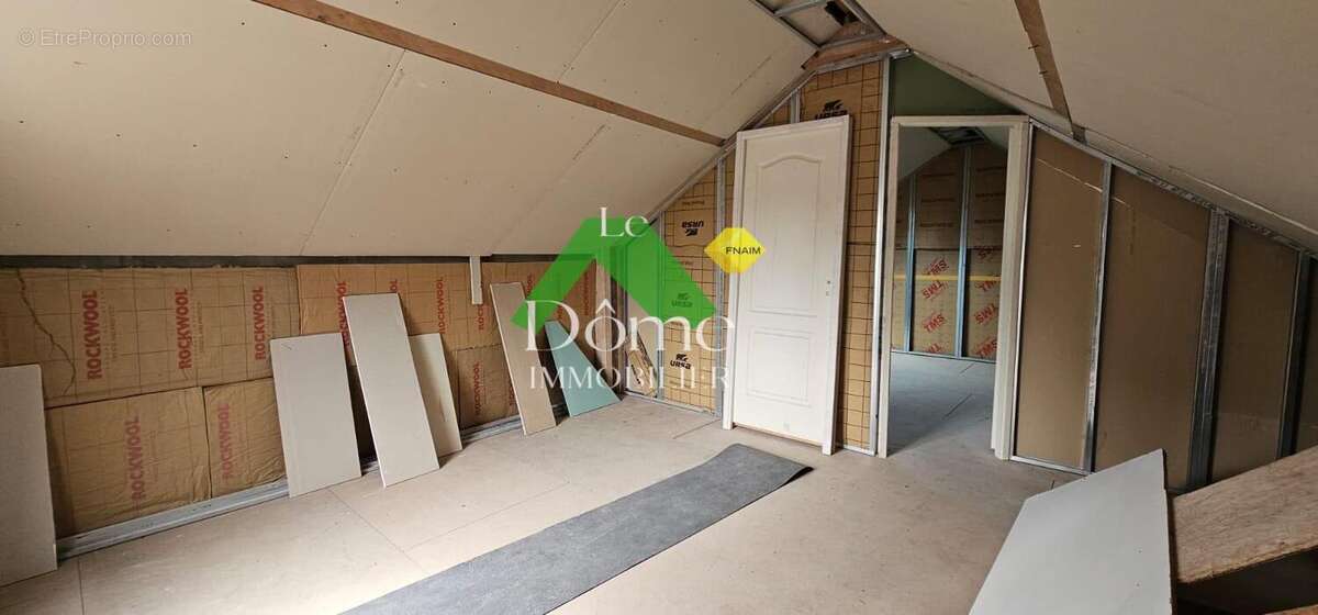 Maison à AMBLAINVILLE