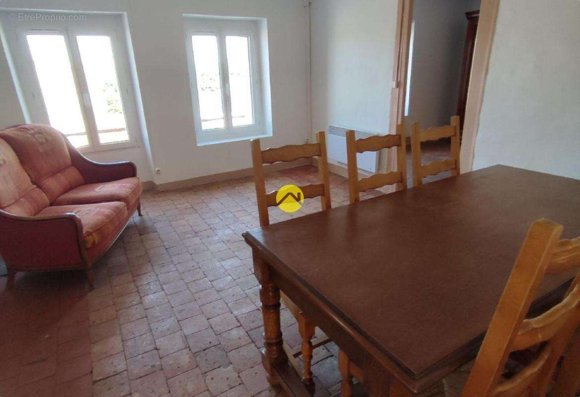 Maison à VAILLY-SUR-SAULDRE