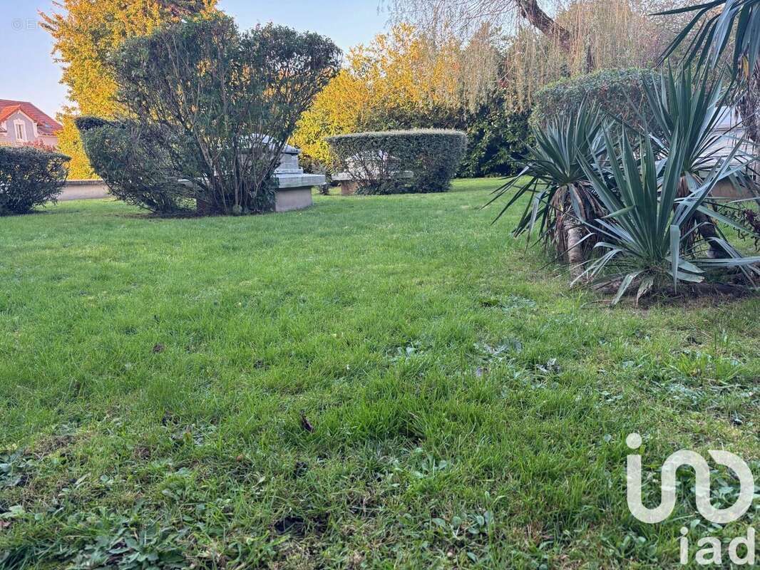 Photo 7 - Appartement à MONTCEAU-LES-MINES