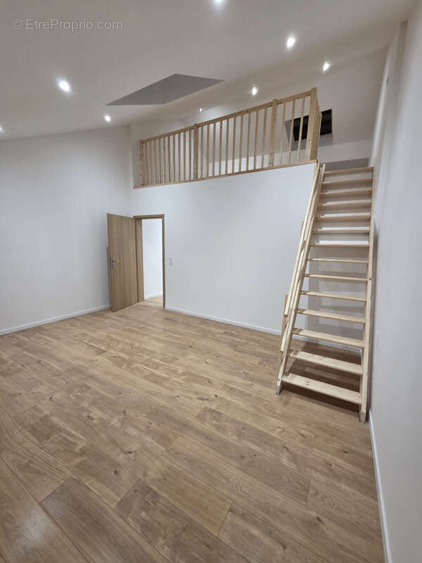 Appartement à MANOM