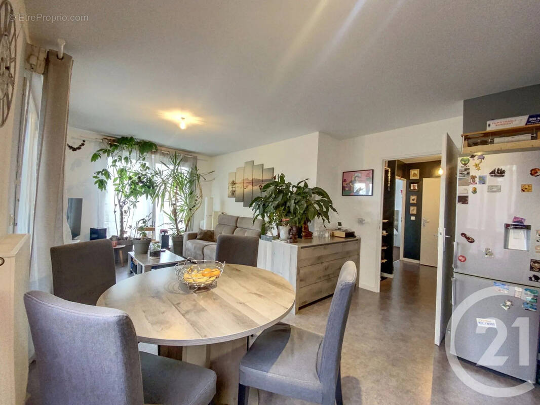 Appartement à AULNAY-SOUS-BOIS