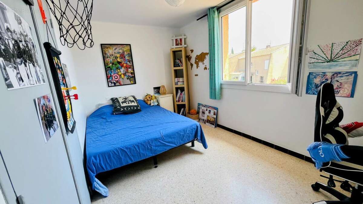 Maison 83 m² à Cogolin  - photo 9