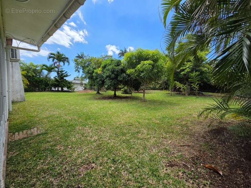 Maison à SAINT-DENIS