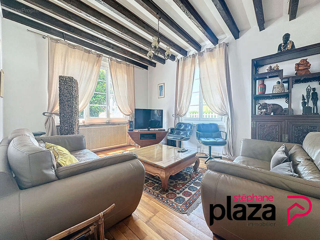 Maison à SAINT-SULPICE-DE-ROYAN