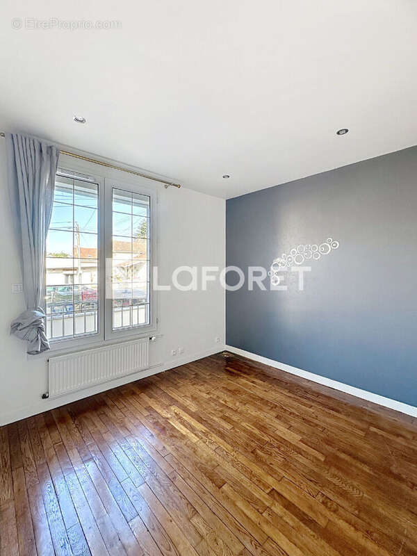 Maison à MONTFERMEIL