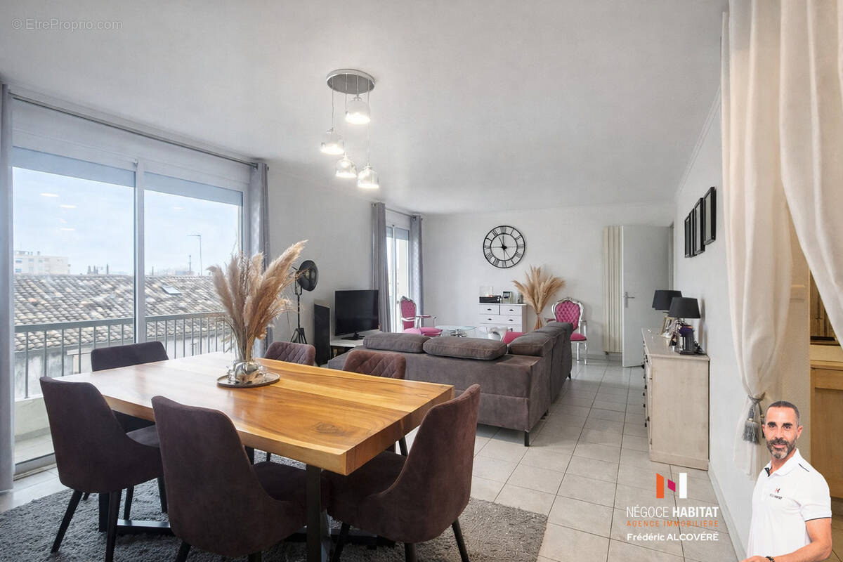 Appartement à LUNEL