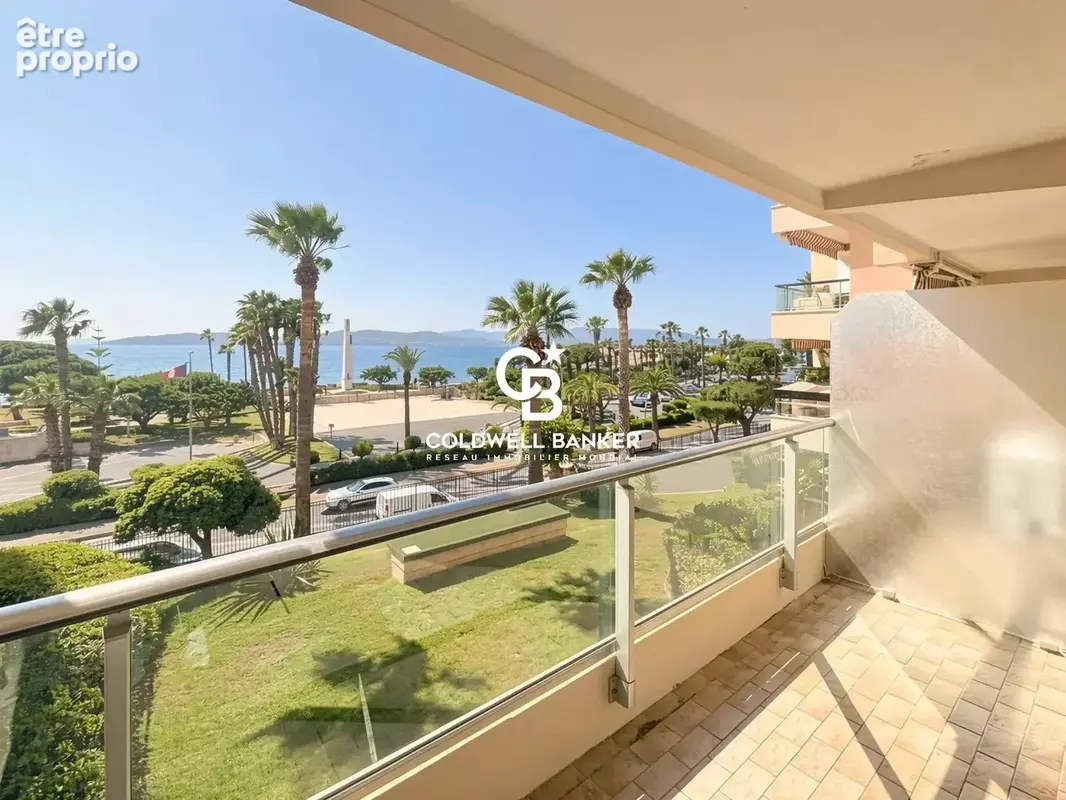 Saint-raphaël – front de mer – vue panoramique – résidence avec piscine - photo 2