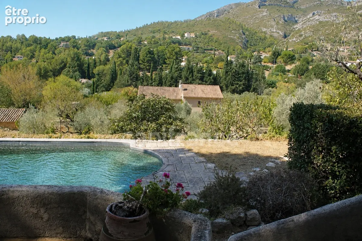 Lascours – maison familiale avec piscine, jardin en restanques et une vue omniprésente sur le garlaban - photo 20
