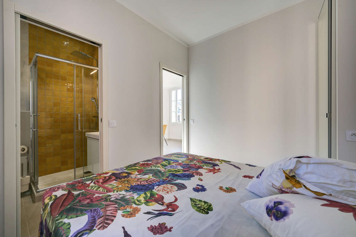 Appartement à SANARY-SUR-MER