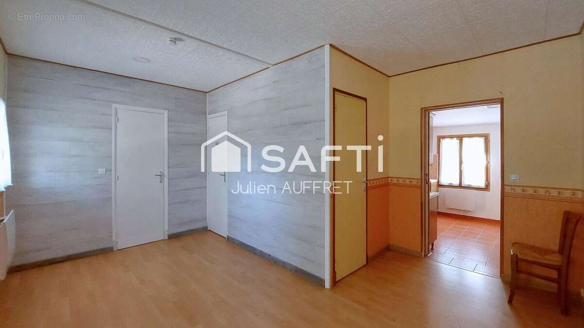 Maison 50 m² à Moutiers-En-Puisaye  - photo 5