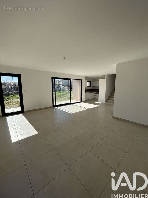 Photo 3 - Maison à RIBAUTE-LES-TAVERNES