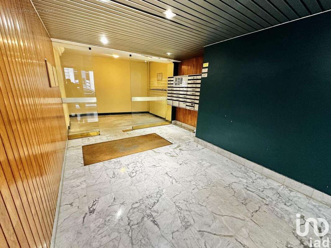 Photo 9 - Commerce à PARIS-5E