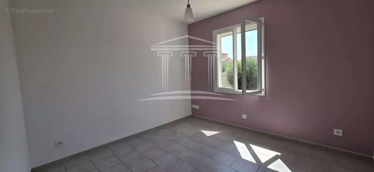 Maison 113 m² à Sorgues  - photo 7