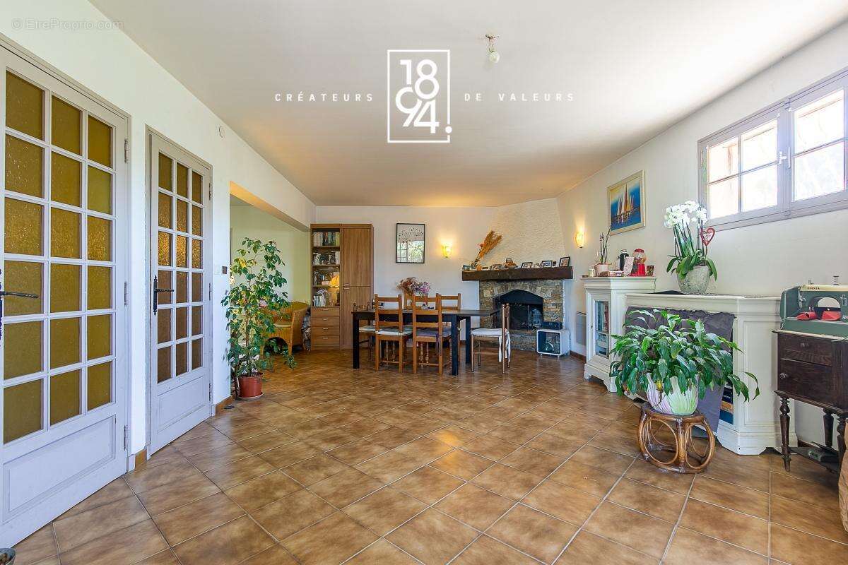 Maison à AUBAGNE
