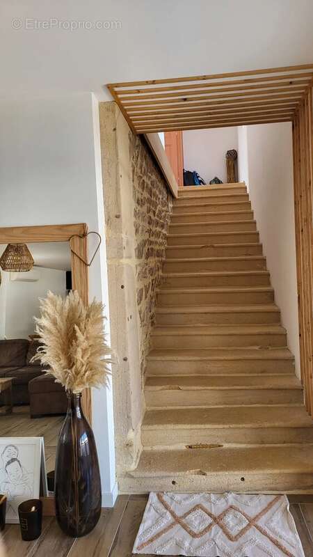 Maison à BELLEVILLE