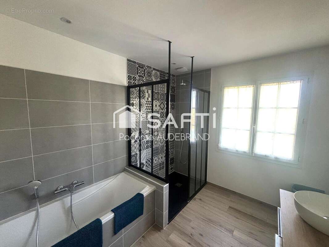 Photo 5 - Maison à VOUILLE