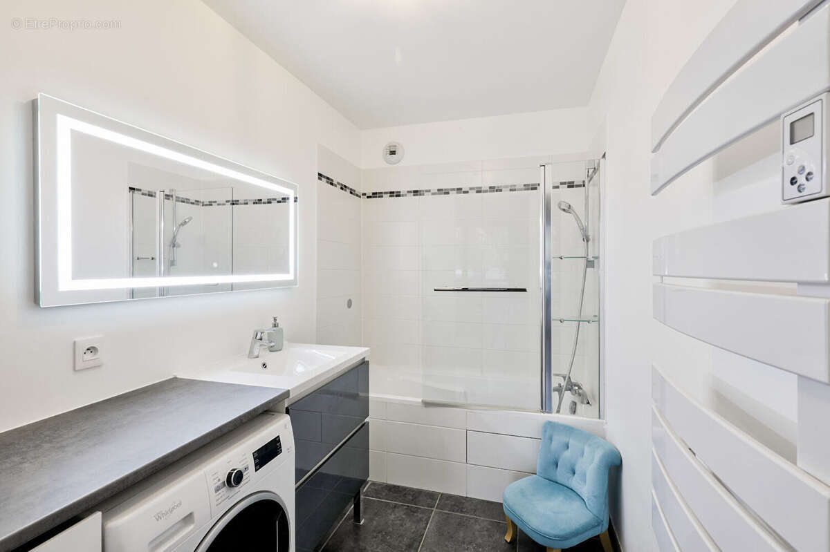 Appartement à COLOMBES