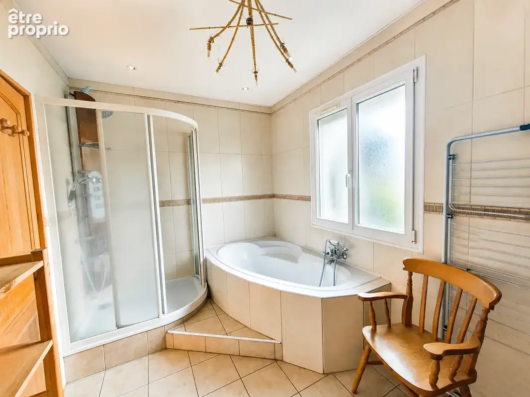 Maison familiale 7 pièces   203 m2   Terrain de 533 m2   Coubron (93470) - photo 6