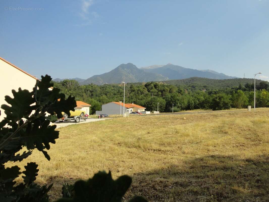 Dpt Pyrénées Orientales (66), à vendre PRADES Terrain constructible 421 m², 3 faces, libre constructeur - photo 8
