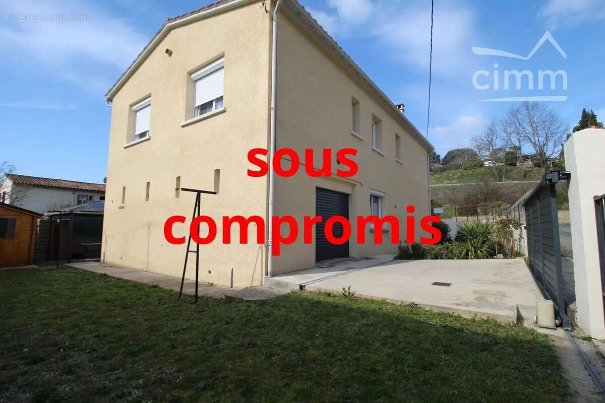 Maison à ESPERAZA