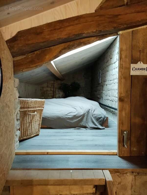 Maison à REGNEVELLE