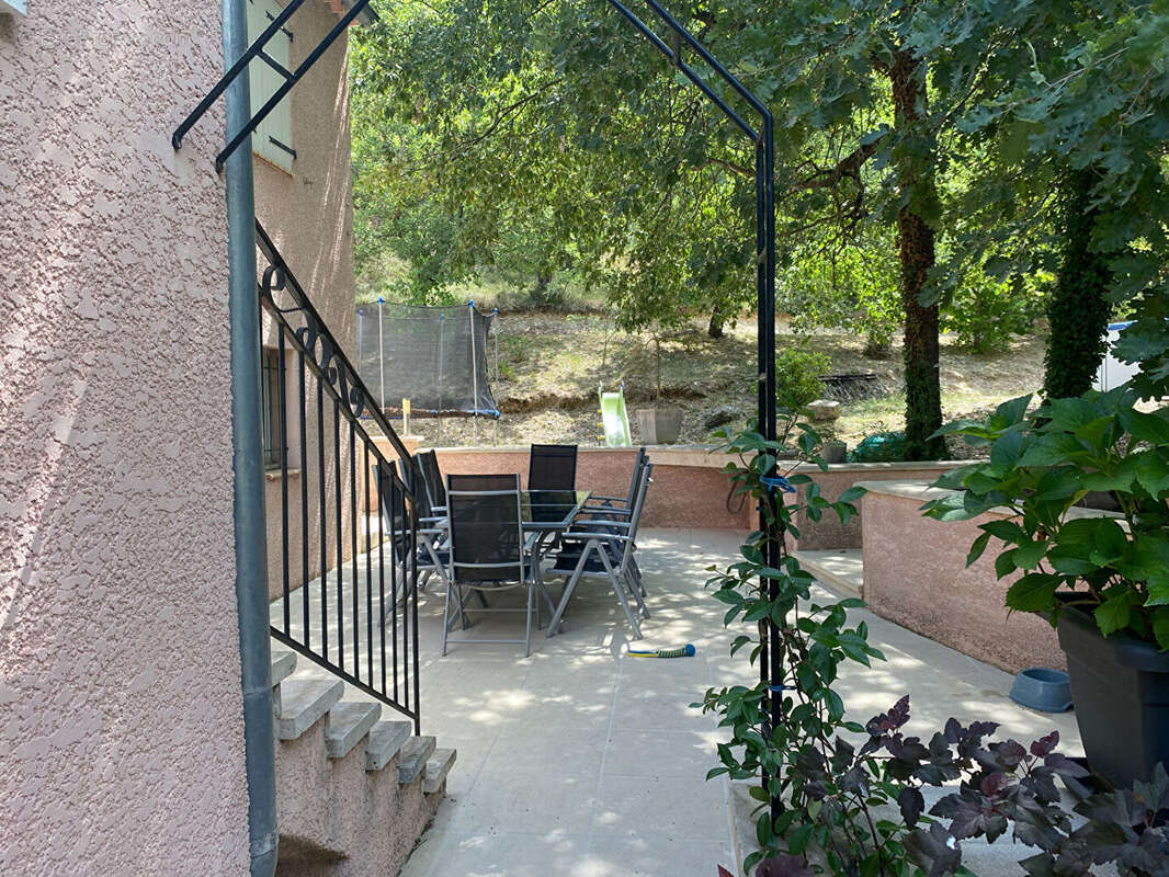 Maison à CASENEUVE