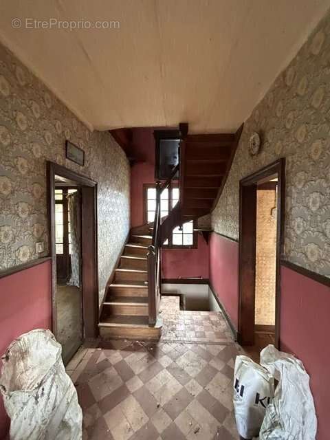 Maison à FORMERIE