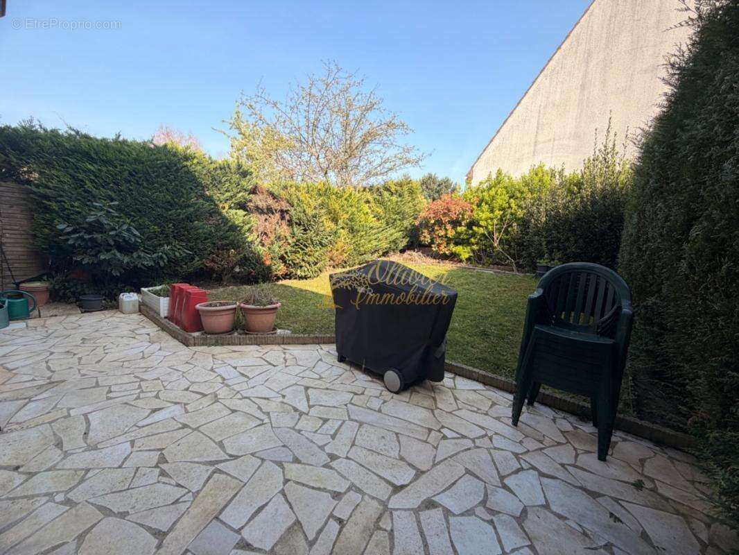 Maison à PONTAULT-COMBAULT