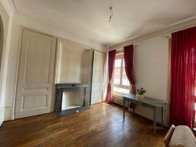 Appartement à LYON-6E