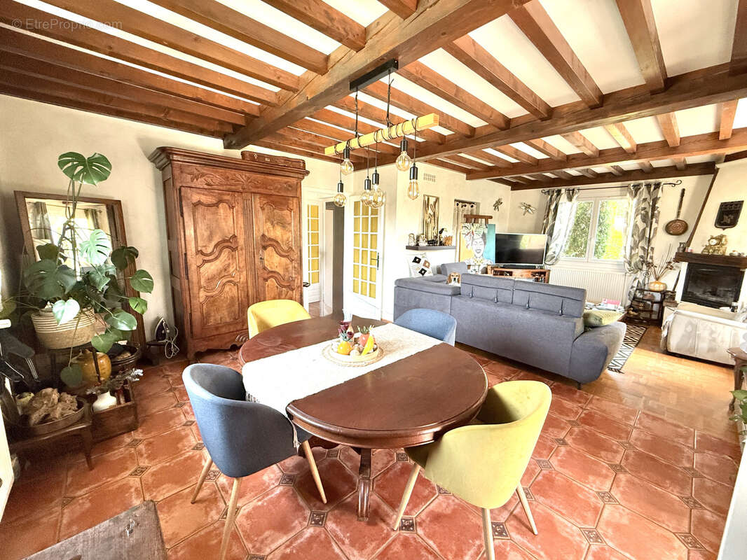 Maison à CORCELLES-EN-BEAUJOLAIS