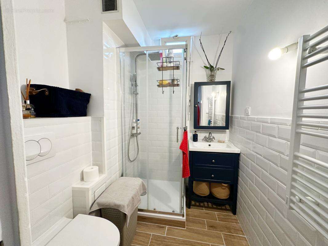Appartement à LA MULATIERE