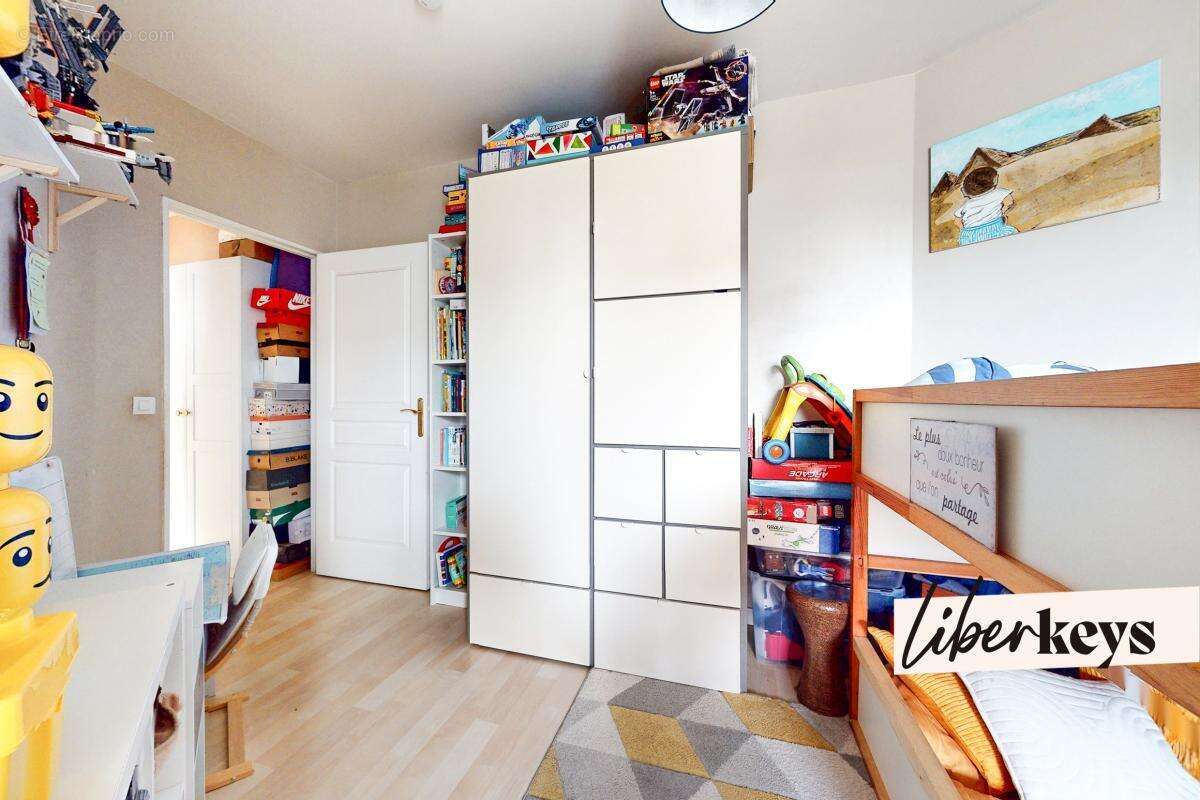 Appartement à COLOMBES