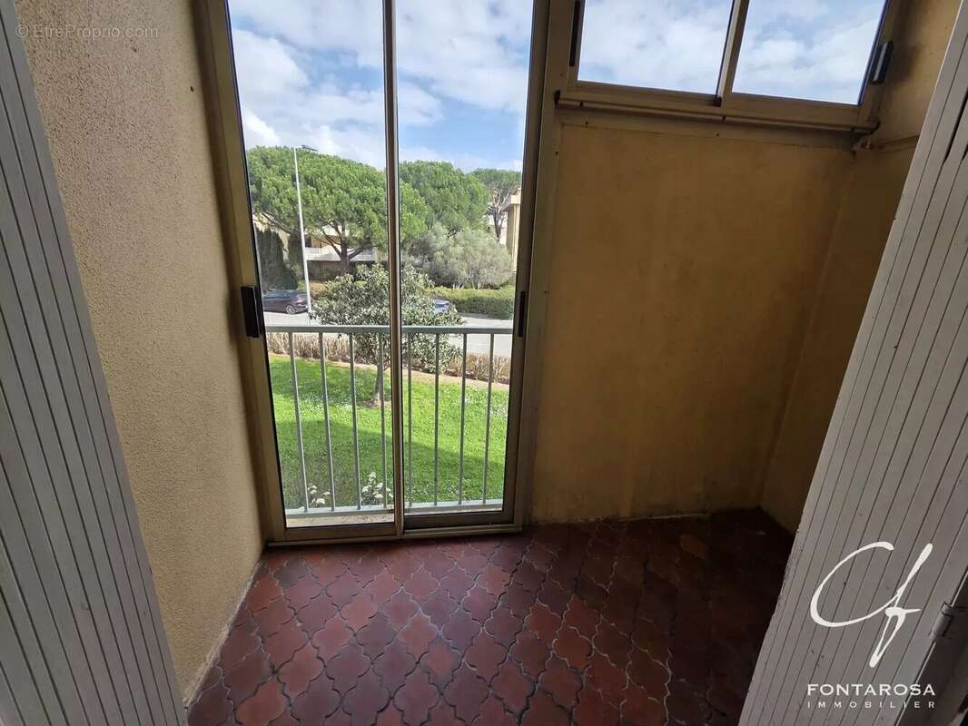 Appartement à FREJUS