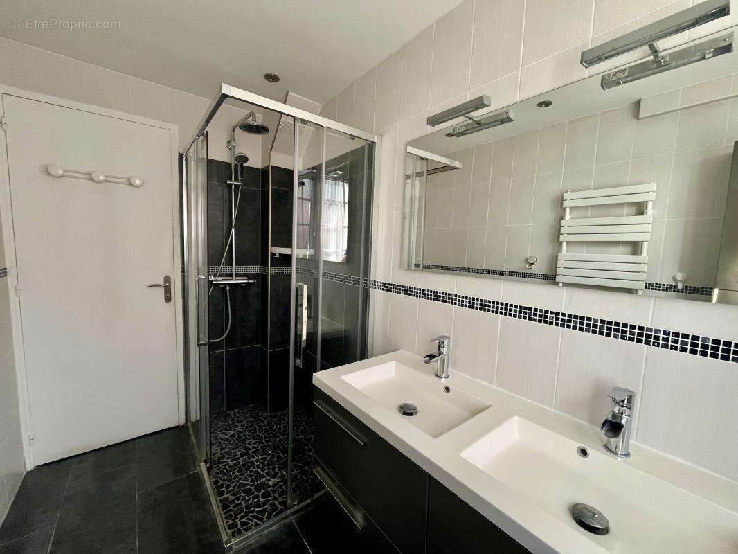 Maison à PONTAULT-COMBAULT