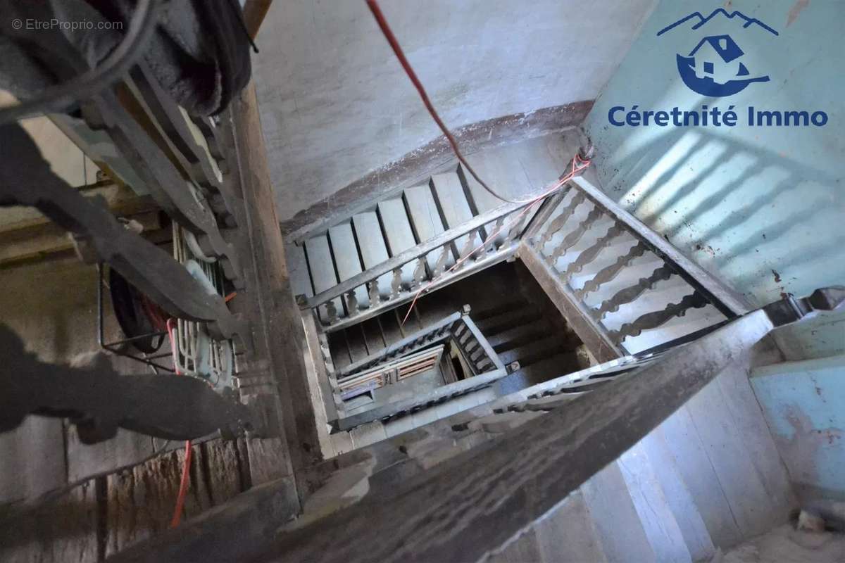 Appartement à SAINT-LAURENT-DE-CERDANS