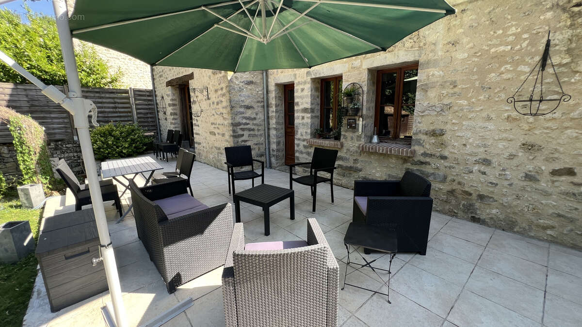 Propriété en pierres - photo 2