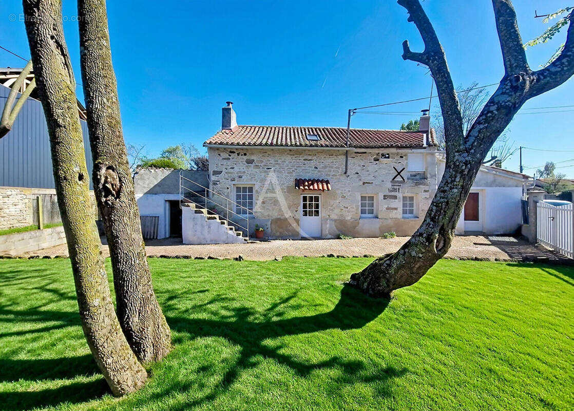 Maison à DOUE-LA-FONTAINE