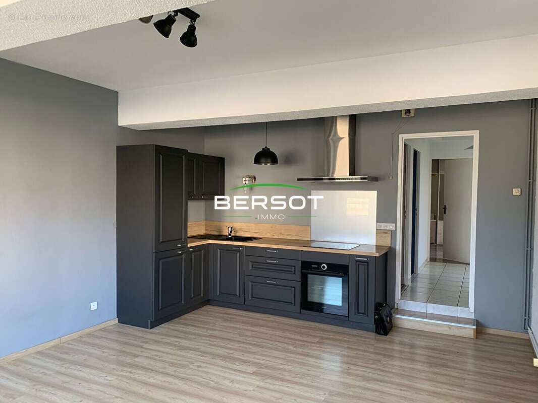 Appartement à ARC-SOUS-CICON