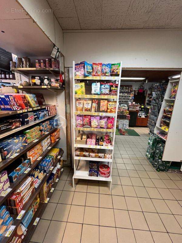 Commerce à SAINT-VICTOR