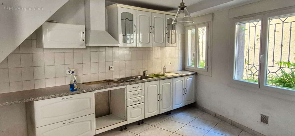 Maison à BESSAN