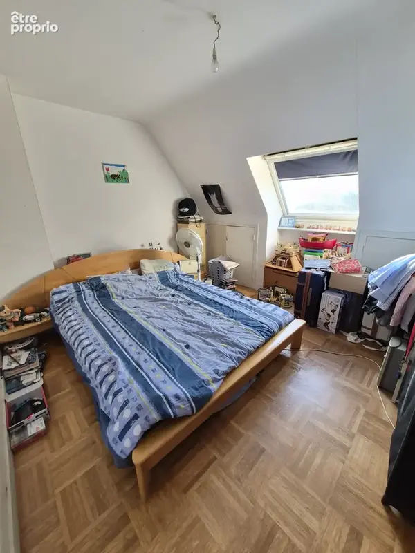 Maison familiale avec grand terrain et vue dégagée - photo 10