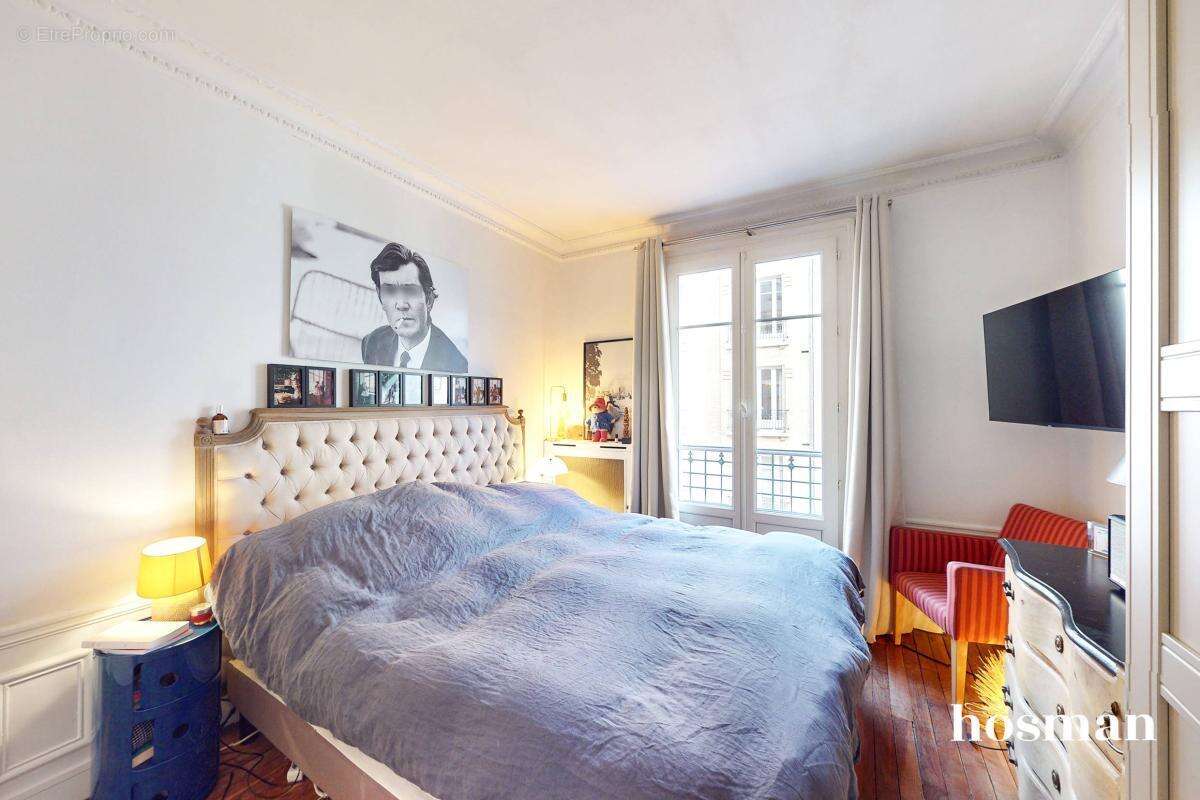 Appartement à COURBEVOIE