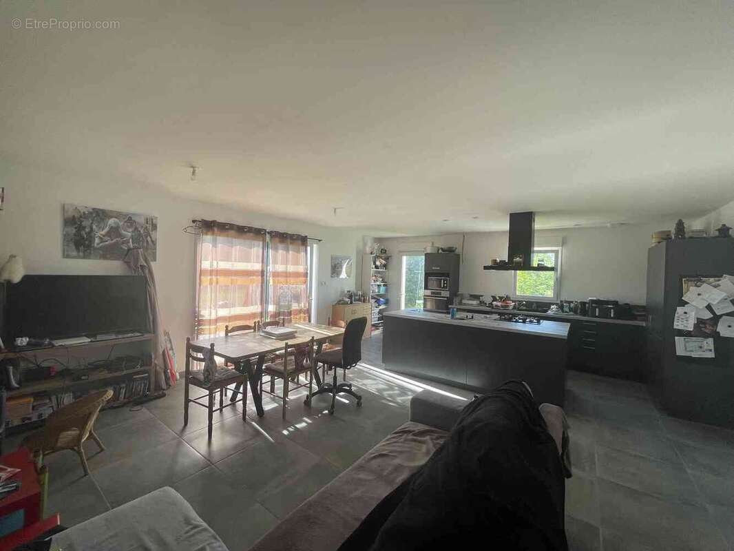 Maison à ROCHETREJOUX